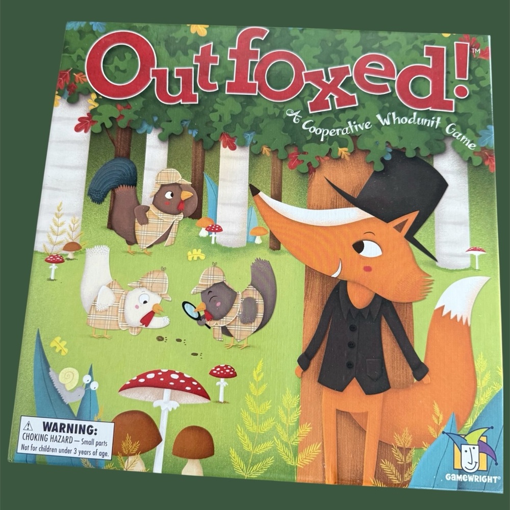 Outfoxed! A Cooperative Whodunit Game by Gamewright